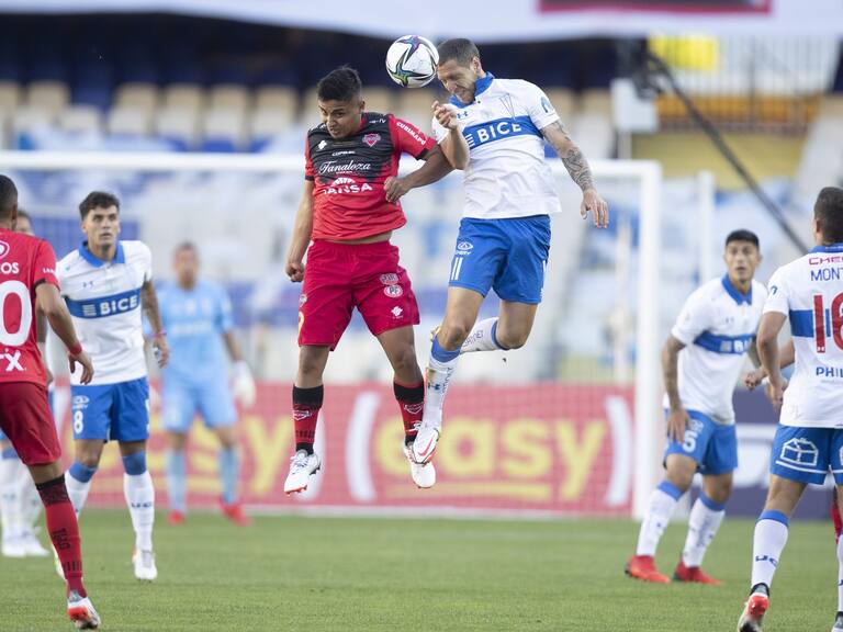 RESUMEN | Universidad Católica se quedó con la Supercopa 2021 ante Ñublense