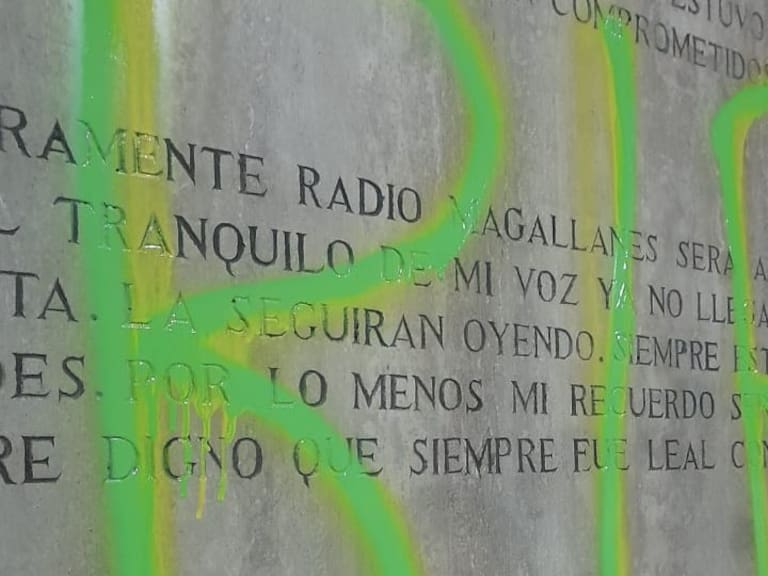 Monumento a Salvador Allende es vandalizado en San Joaquín