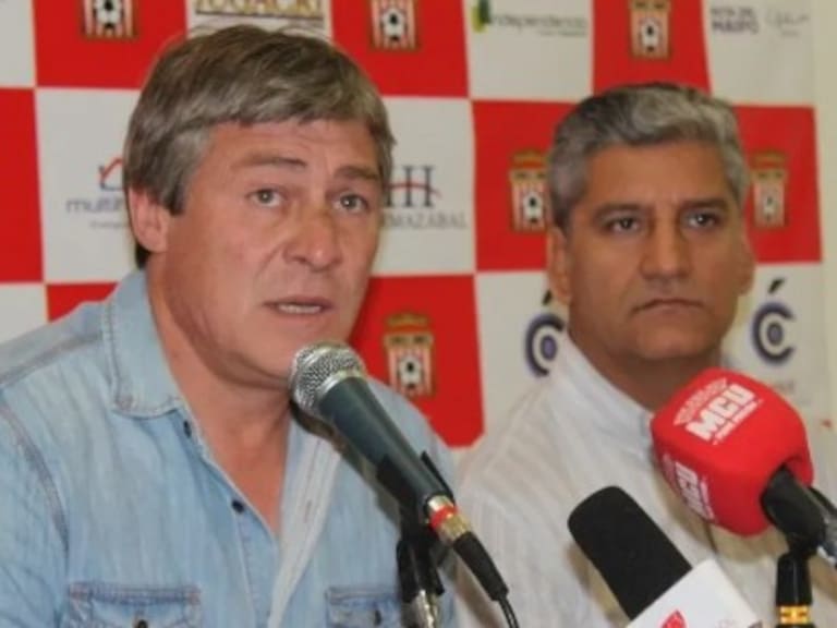 Director deportivo de Curicó Unido es internado de urgencia por problemas médicos