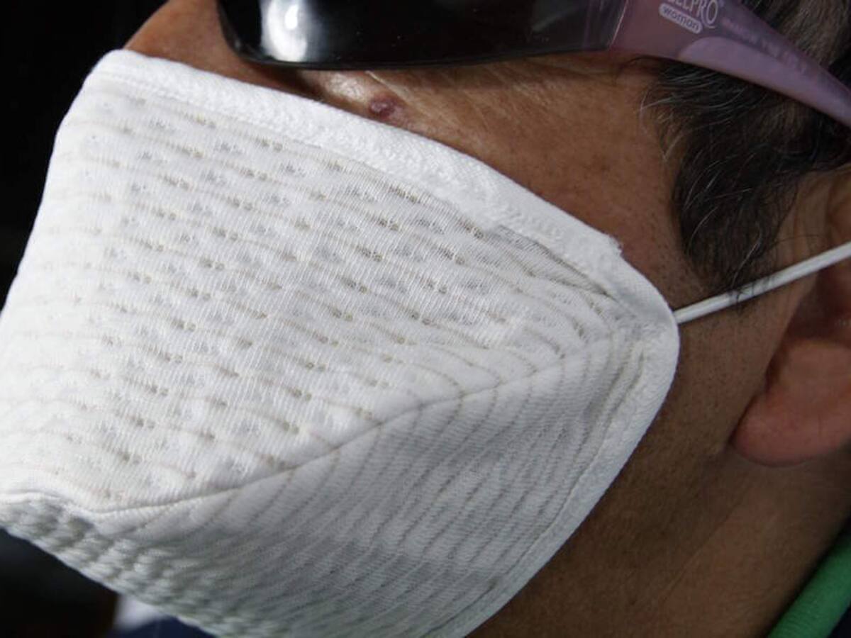 Para combatir el coronavirus: mascarilla de cobre creada por emprendedores de Valparaíso recibe apoyo del Gobierno