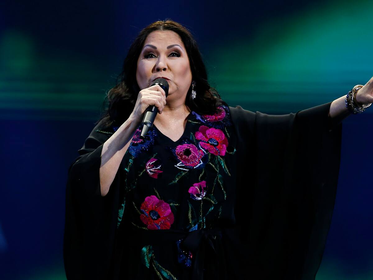 “Los llevo conmigo siempre”: Ana Gabriel se ve obligada a regresar a Miami debido a la gravedad de su neumonía