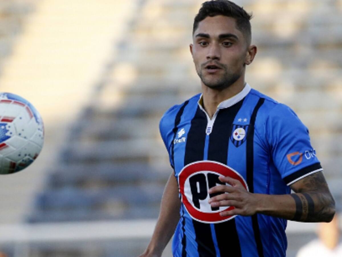 Atlético Tucumán de Argentina inscribió al chileno Nicolás Ramírez para la temporada 2024
