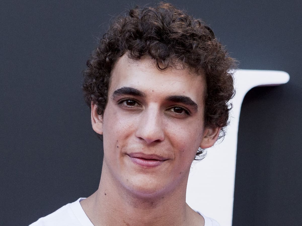 Actor de «La casa de papel», Miguel Herrán, preocupó con mensaje en cuarentena: «6 días han sido suficientes para destrozarme»