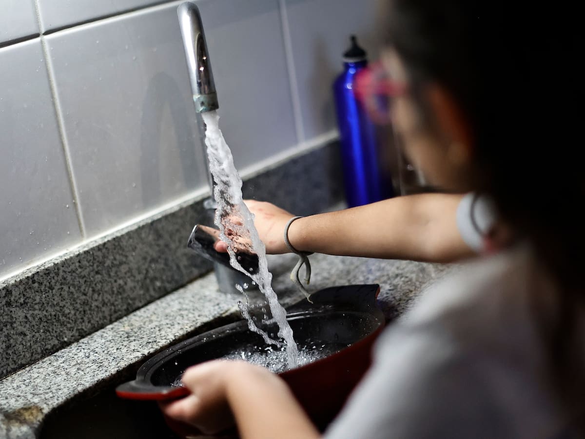 Restablecen el 100% del suministro de agua potable en Ovalle, pero advierten que aún no es apta para consumo humano