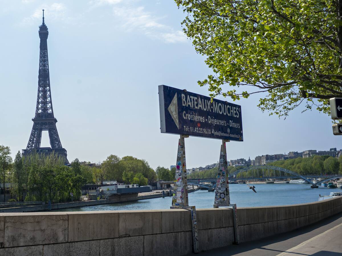 Francia se acercó a los 15 mil fallecidos por coronavirus y extendieron confinamiento hasta el 11 de mayo