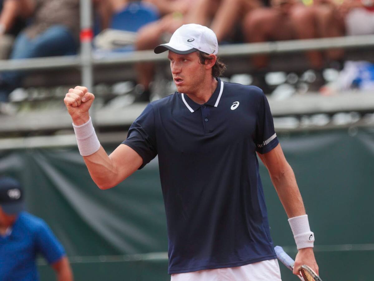 Copa Davis: Nicolás Jarry se impone con solvencia a Alexander Bublik e iguala la serie entre Chile y Kazajistan