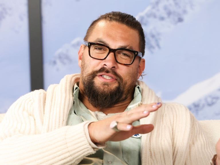 Jason Momoa no seguirá siendo Aquaman pero podría continuar en DC