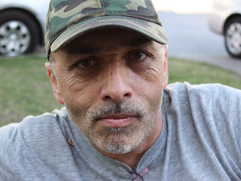 Pesar en el mundo de las letras: Muere el destacado escritor chileno Sergio Gómez