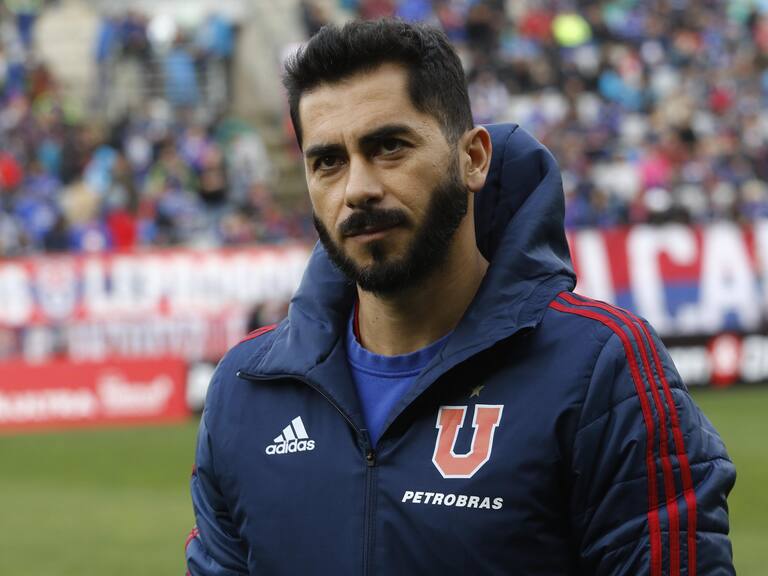 Johnny Herrera y la crisis azul: «No es desastroso, es penoso, da pena ver la U en cancha»