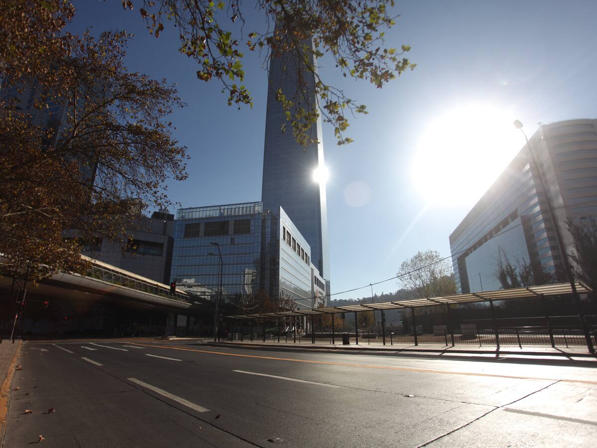 Así fue la apertura del Costanera Center tras varios meses cerrado por la pandemia del Covid-19
