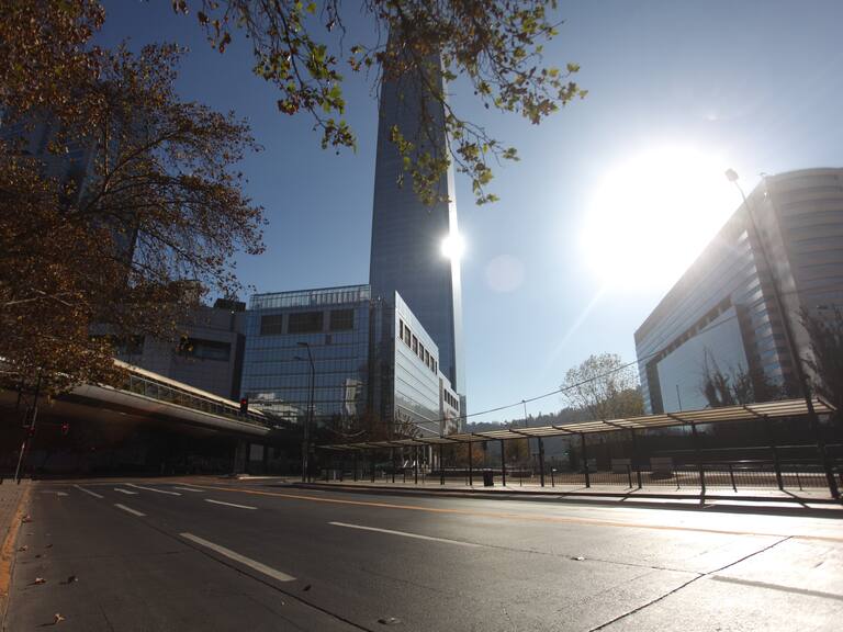 Así fue la apertura del Costanera Center tras varios meses cerrado por la pandemia del Covid-19
