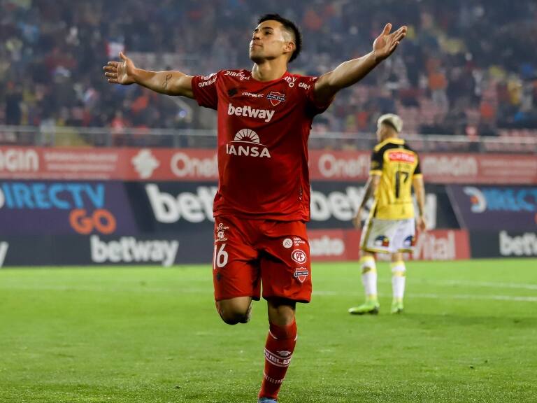 Ñublense hunde a Coquimbo Unido en la tabla y se afianza como único escolta de Colo Colo