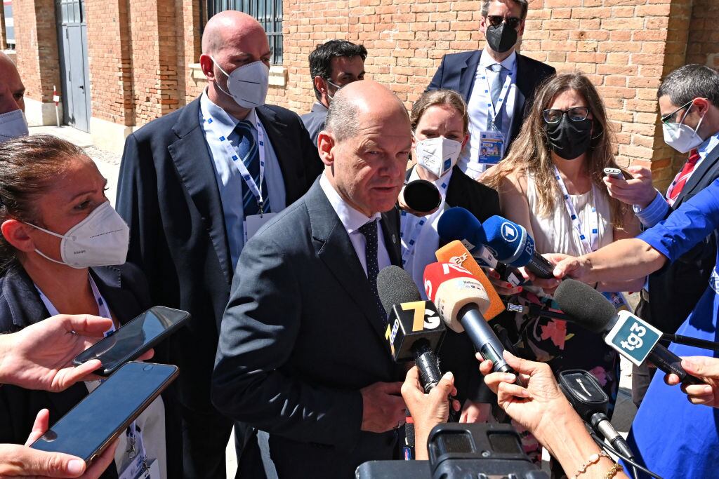 El ministro de finanzas alemán Olaf Scholz ante los medios en el G20