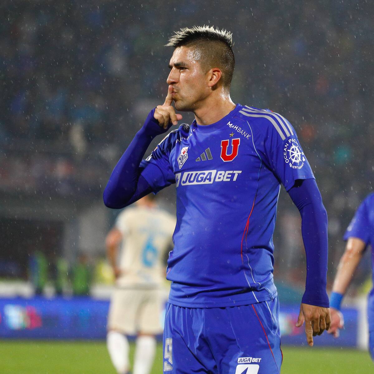 Leandro Fernández apunta contra Meneghini: “Al entrenador no le gusta que enganchen y yo engancho”