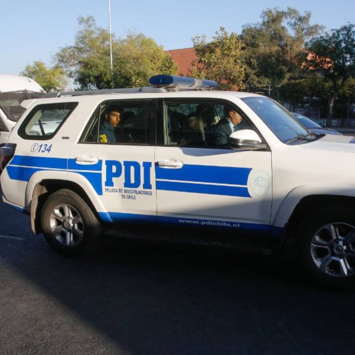 Sujeto muere baleado afuera de su casa en Pudahuel