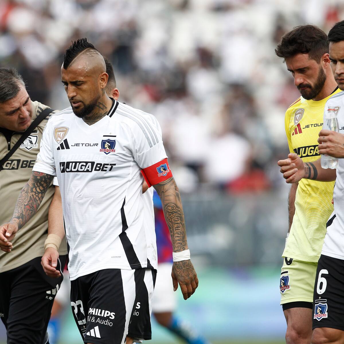 Adiós a la “remontada”: así quedó la tabla de posiciones tras la caída de Colo Colo ante la UC