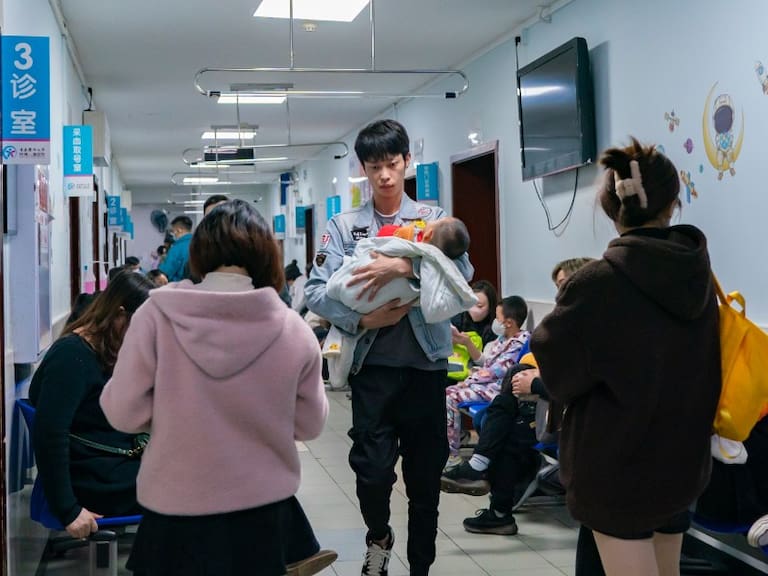Brote de infecciones respiratorias en China: ¿Qué se sabe de la enfermedad que está afectando a niños?