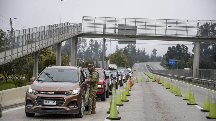 Gobierno permitirá viajes interregionales entre comunas en preparación en adelante