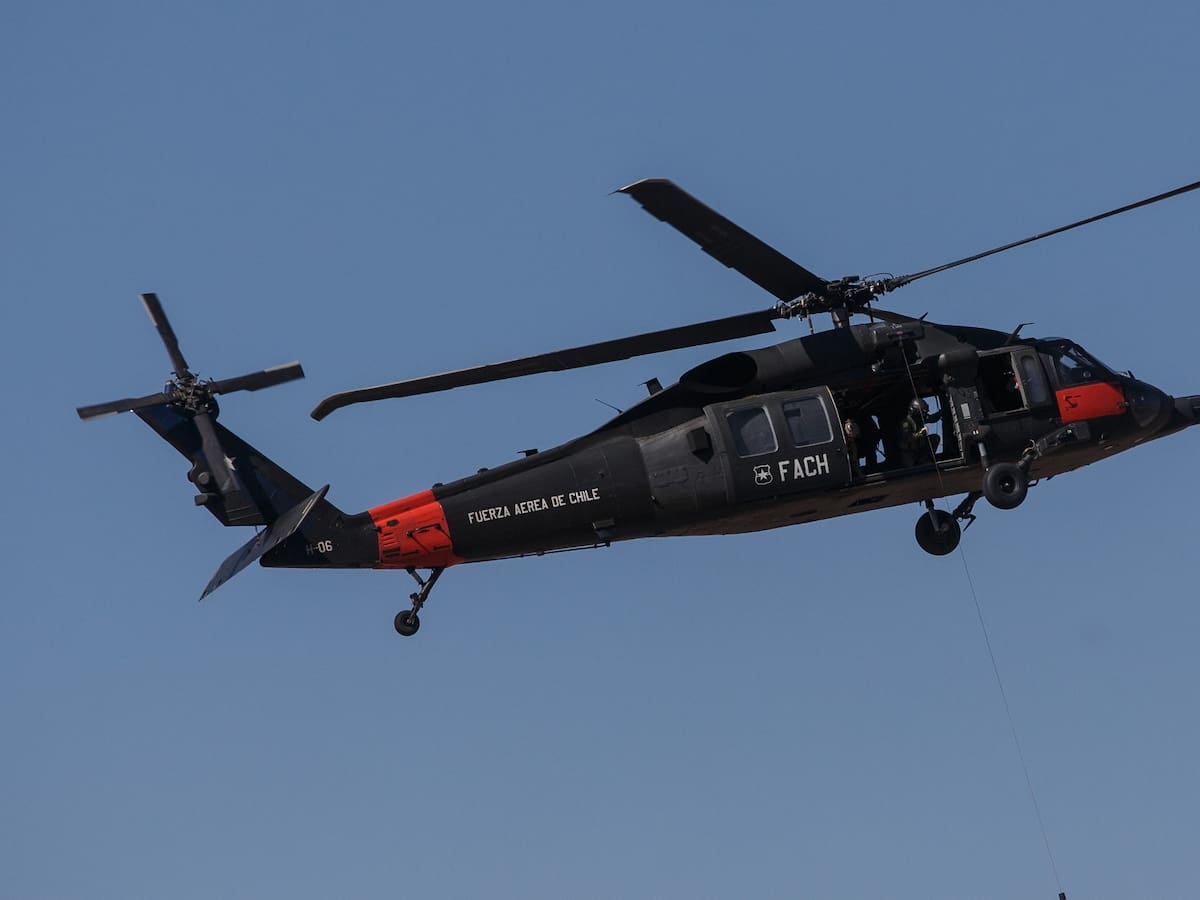 FACh pierde contacto con aeronave institucional en Campos de Hielo Sur, región de Aysén