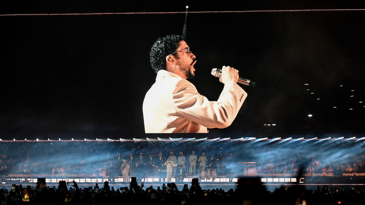 Caos en concierto de Bad Bunny: tormenta eléctrica obliga a evacuar a más de 80 mil personas