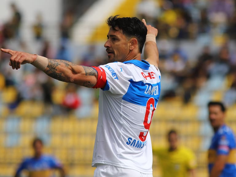 Otro festejo para la UC: Zampedri es el hexagoleador del fútbol chileno