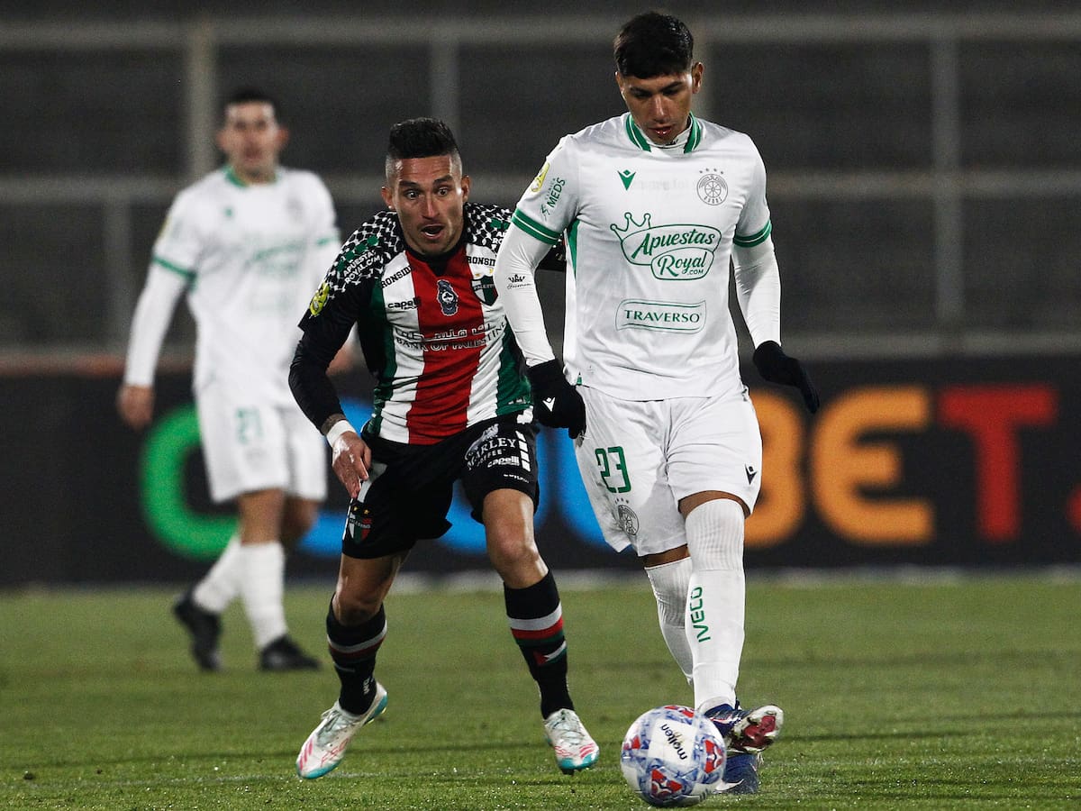 Bryan Carrasco y el cambiante primer semestre de Palestino: “Son dos formas diferentes de jugar”