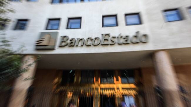 Diputados UDI critican bono millonario a trabajadores de BancoEstado