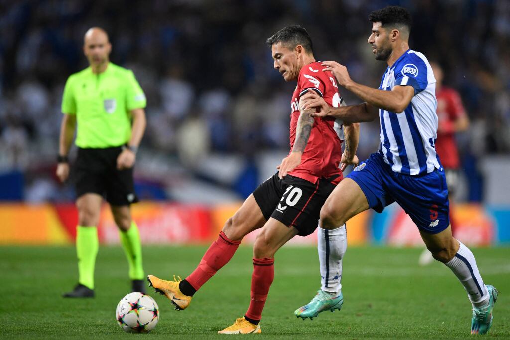 Charles Aránguiz fue titular en la caída del Bayer Leverkusen ante Porto en la Champions League