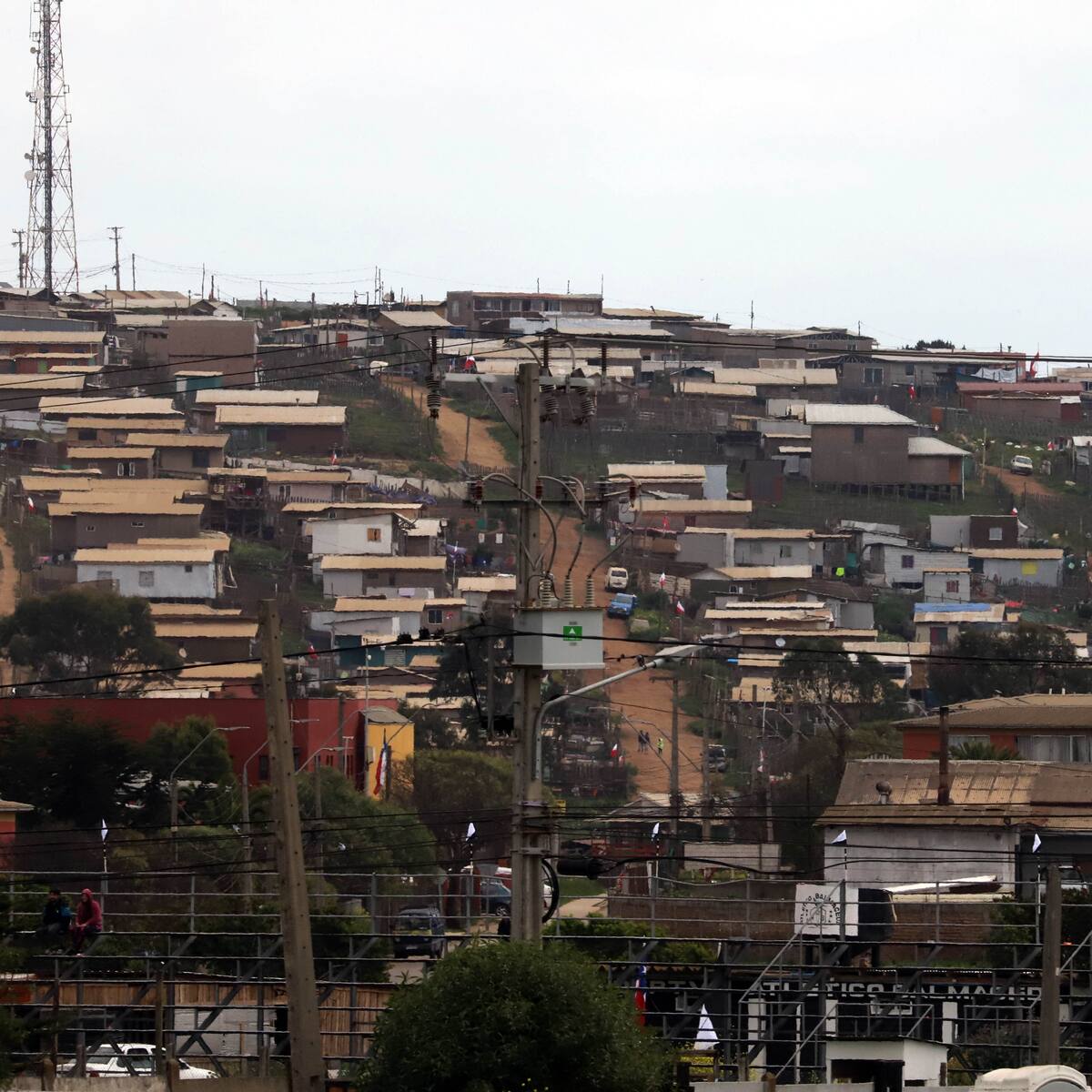 Corte de Valparaíso autoriza desalojo de la megatoma en San Antonio