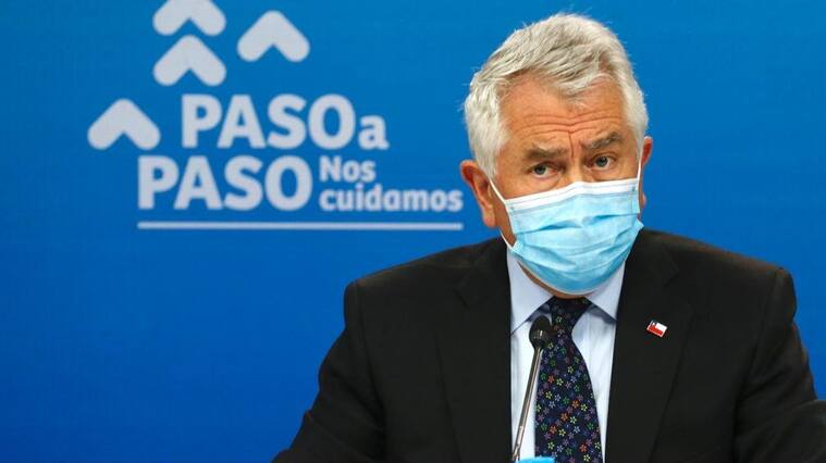 Ministro de Salud, Enrique Paris