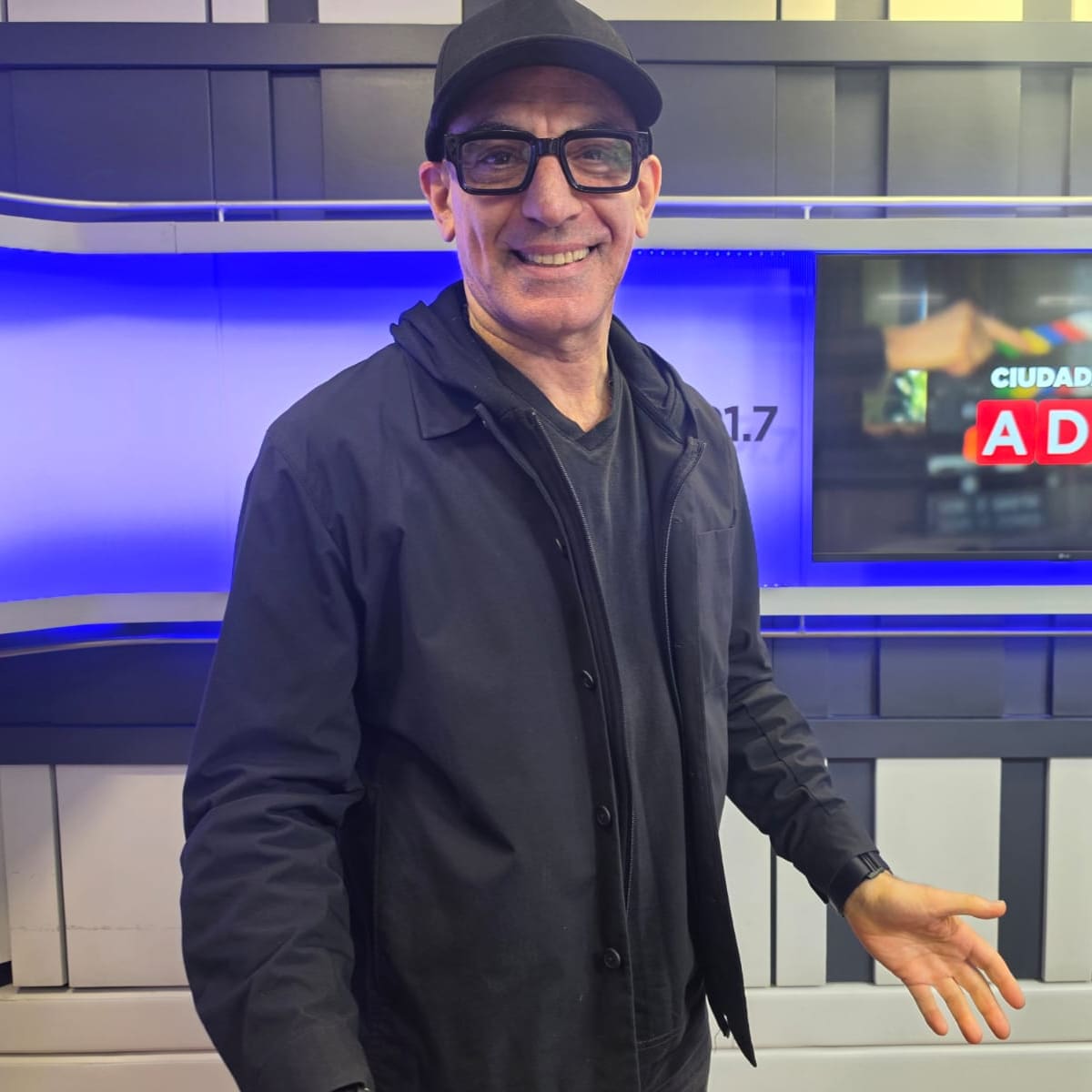 ¿Por qué vale la pena perder el equilibrio? La reflexión del actor argentino Mauricio Dayub durante su paso por Chile