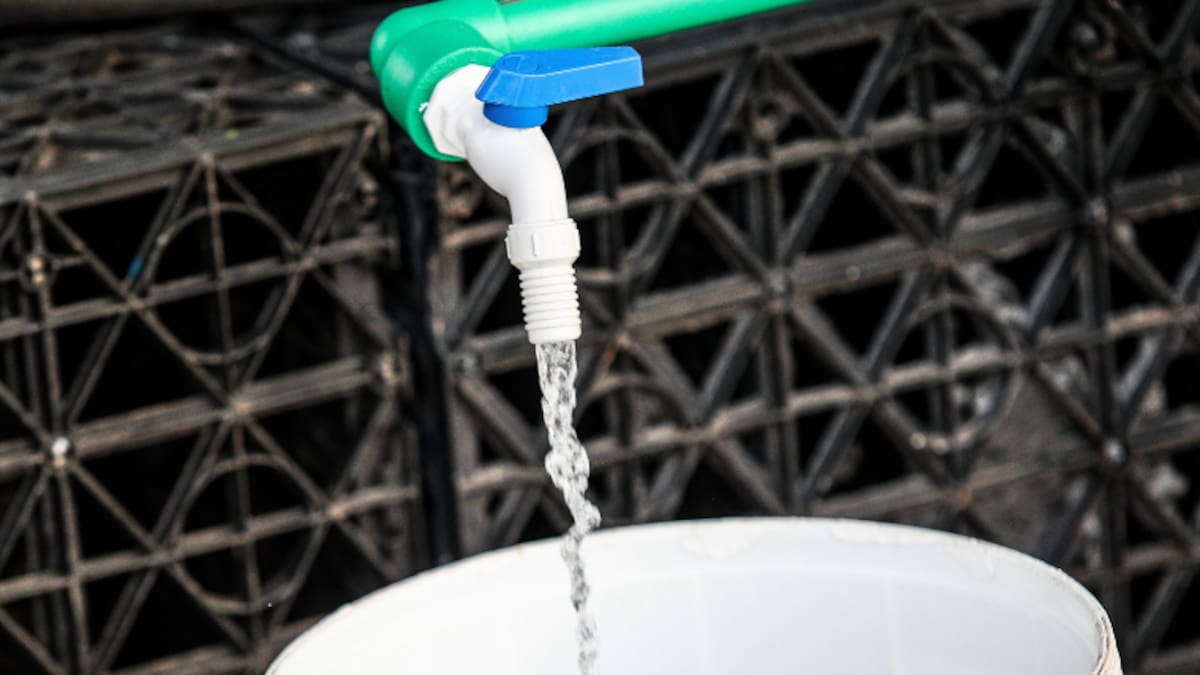 Por hasta 10 horas: Aguas Andinas anuncia cortes de agua en Santiago este miércoles 15 de abril en 5 comunas