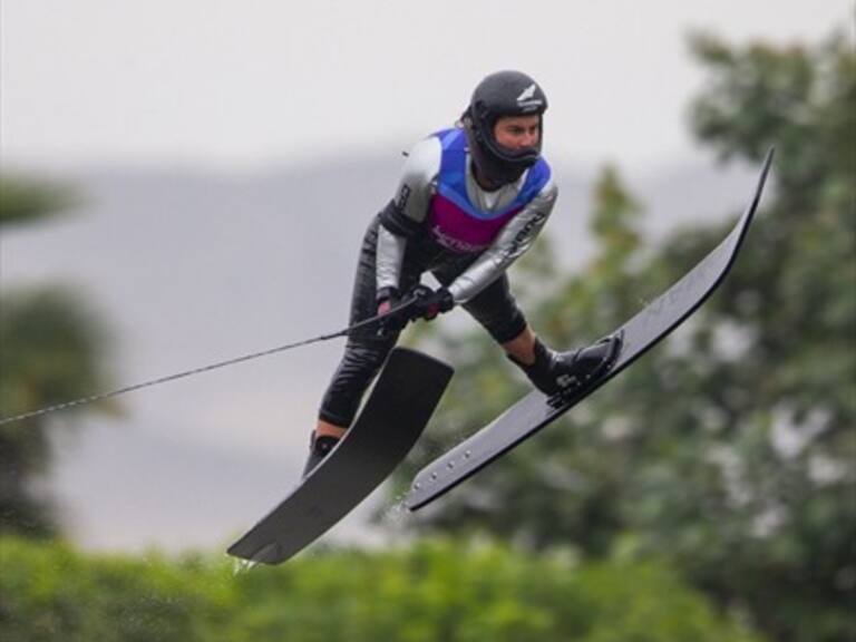 Valentina González en salto en Esquí Náutico logró bronce para Chile en los Panamericanos