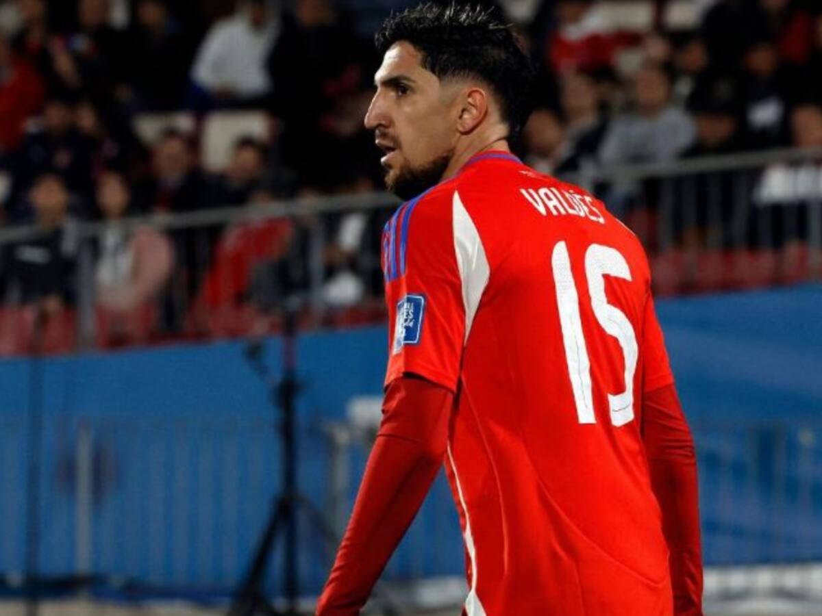 Diego Valdés tuvo el 1-0 para Chile ante Ecuador, pero falló en doble instancia ante Galíndez