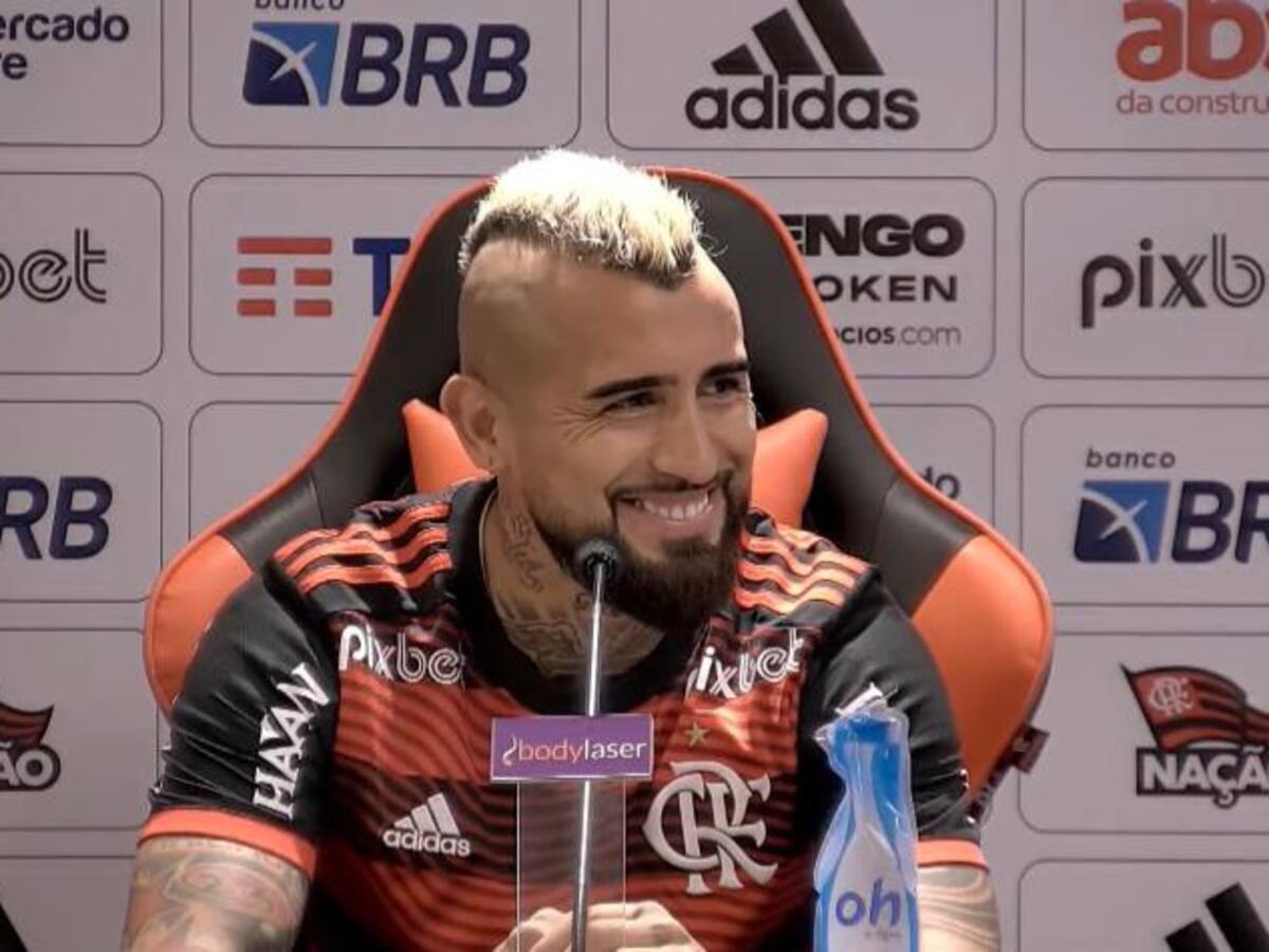 Arturo Vidal le respondió con todo a Cicinho después que lo ninguneara con su llegada al Flamengo