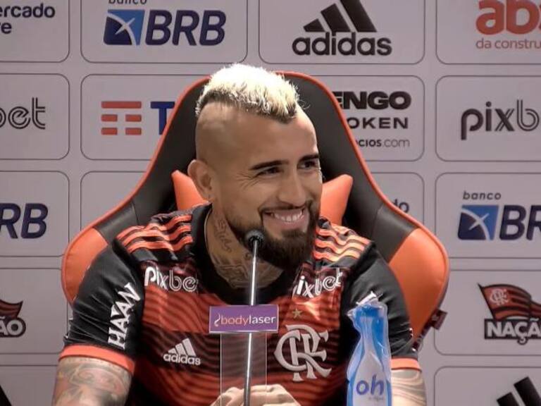 Arturo Vidal le respondió con todo a Cicinho después que lo ninguneara con su llegada al Flamengo