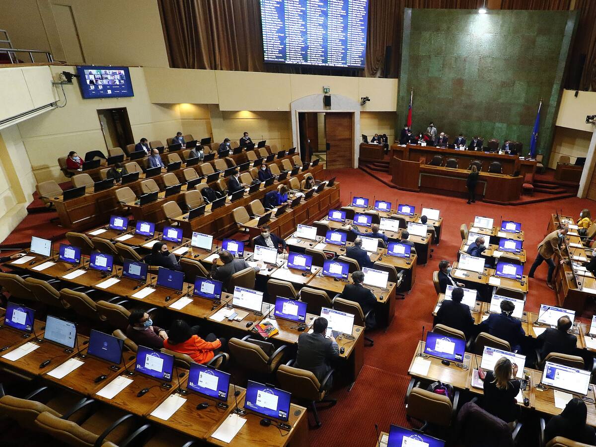Cámara de Diputados aprobó suspensión del pago de créditos universitarios por la pandemia del coronavirus