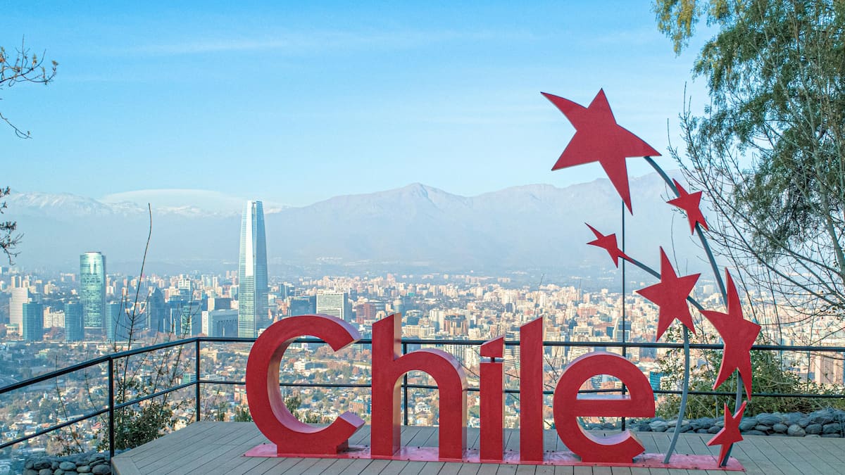 Chile avanza puestos en ranking de reputación internacional: Japón sigue siendo N°1 y EE. UU. sale del top 10