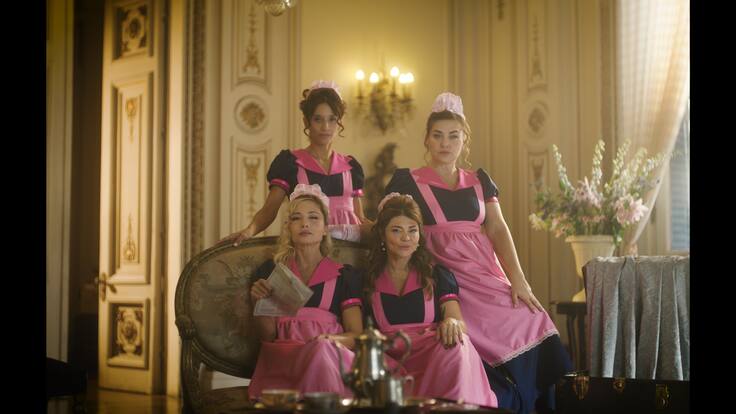 Actrices de “Brujas” protagonizan nostálgica reunión para promocionar la cuarta temporada de “Bridgerton”