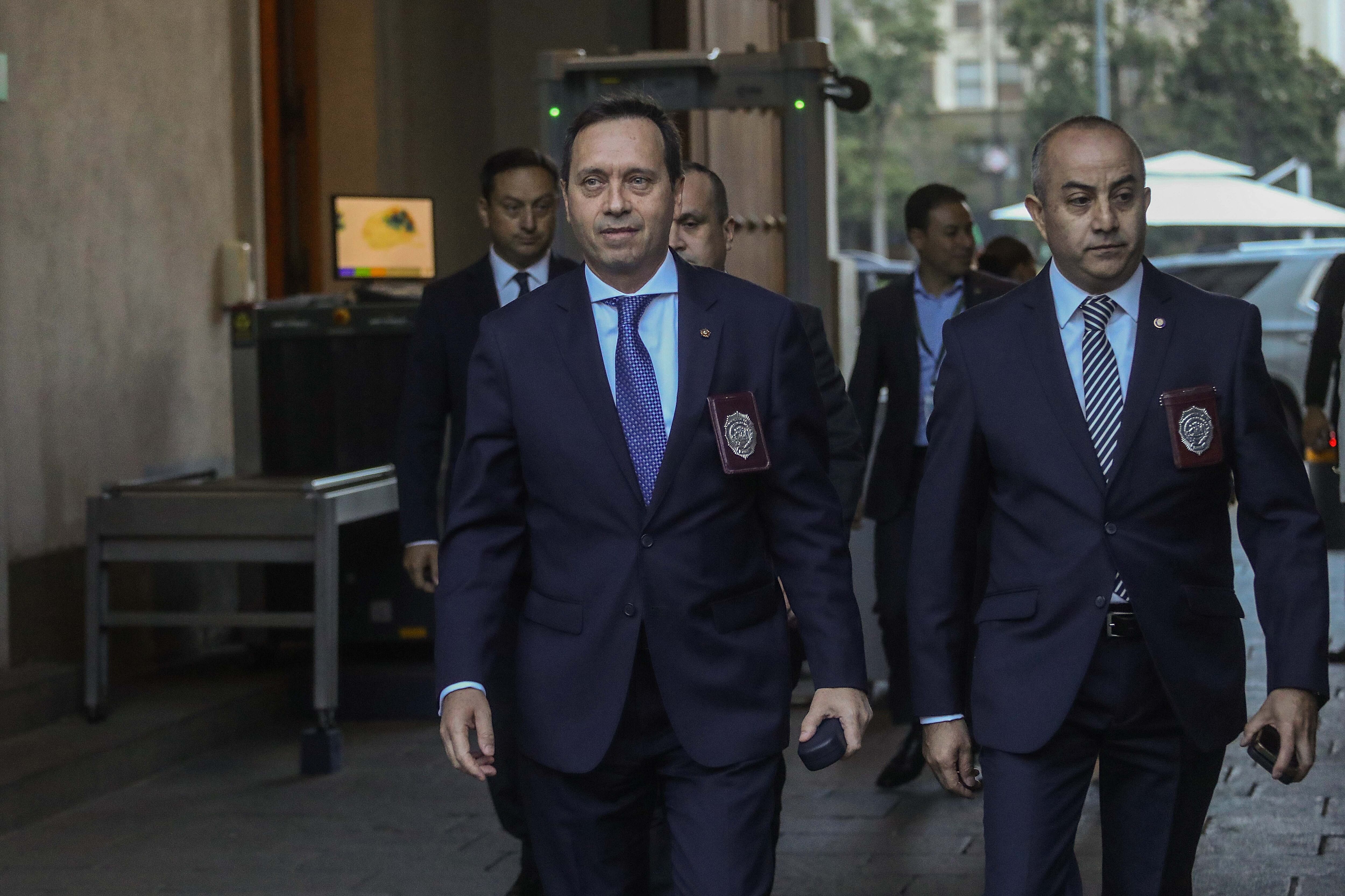 Agencia Uno | El nuevo director de la PDI llegando al Palacio de La Moneda