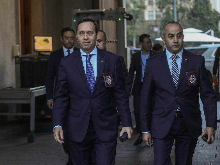 Agencia Uno | El nuevo director de la PDI llegando al Palacio de La Moneda