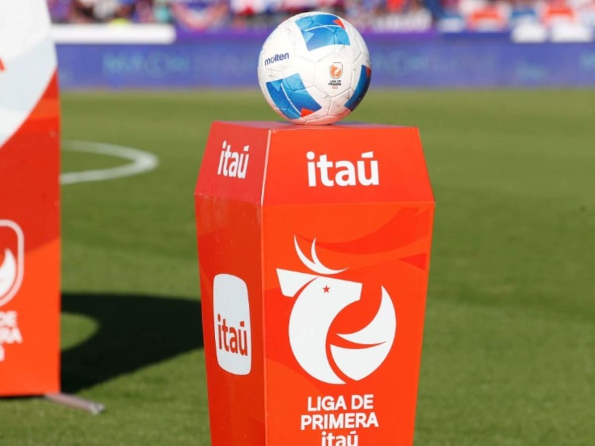 Leyenda del fútbol europeo confiesa que ve partidos de la liga chilena: “Quizás conozco a gente”