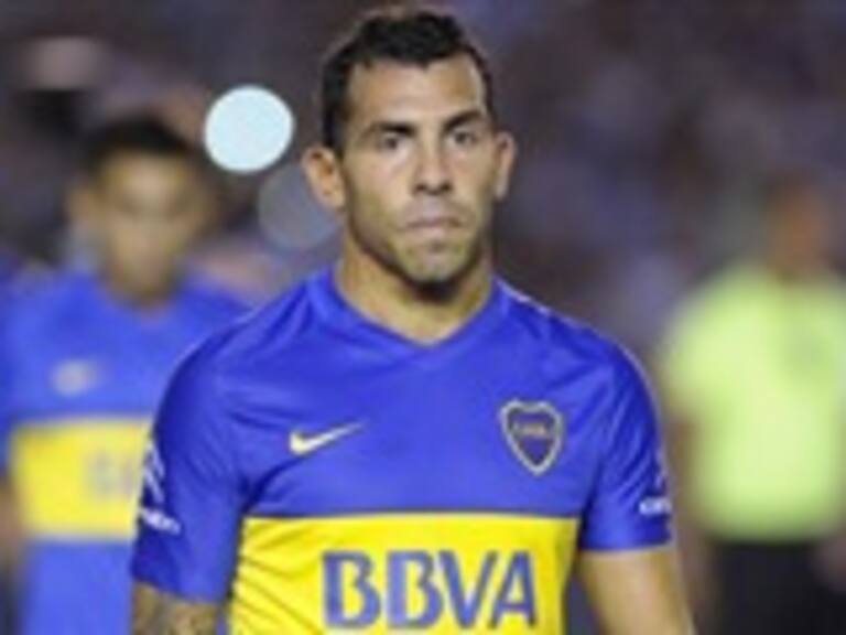 Hinchas de Racing provocaron a Tévez con carteles