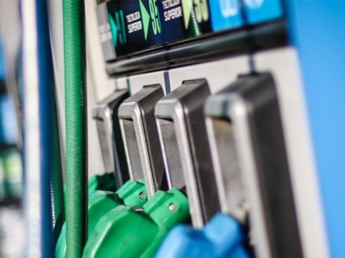 Todos los combustibles subirán $6 desde este jueves informó Enap