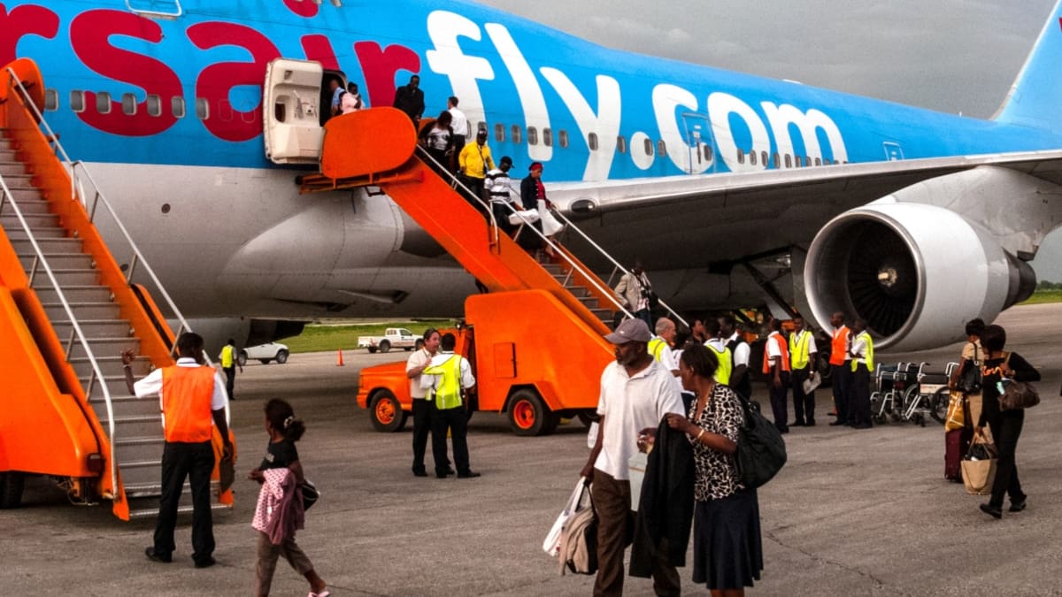 Anexo de Contraloría que detalla las rutas y fechas del ingreso masivo de menores haitianos a Chile