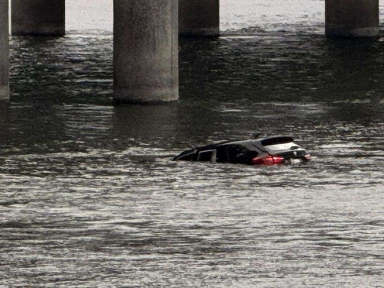 Accidente en puente Llacolén