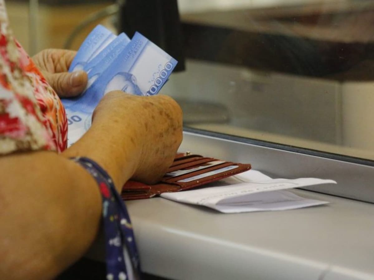 Este es el bono que paga más de $80 mil en Chile: cuáles son los requisitos y cómo se cobra