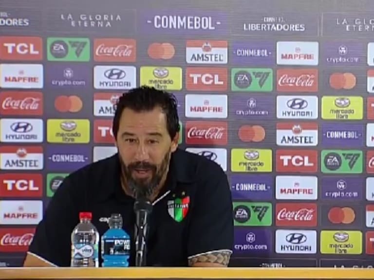 Pablo “Vitamina” Sánchez valoró histórico triunfo de Palestino sobre Flamengo: “Estoy muy feliz y orgulloso de este equipo”