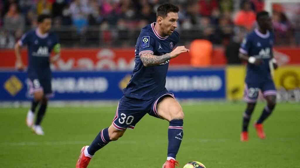 Lionel Messi debutó oficialmente con la camiseta del PSG