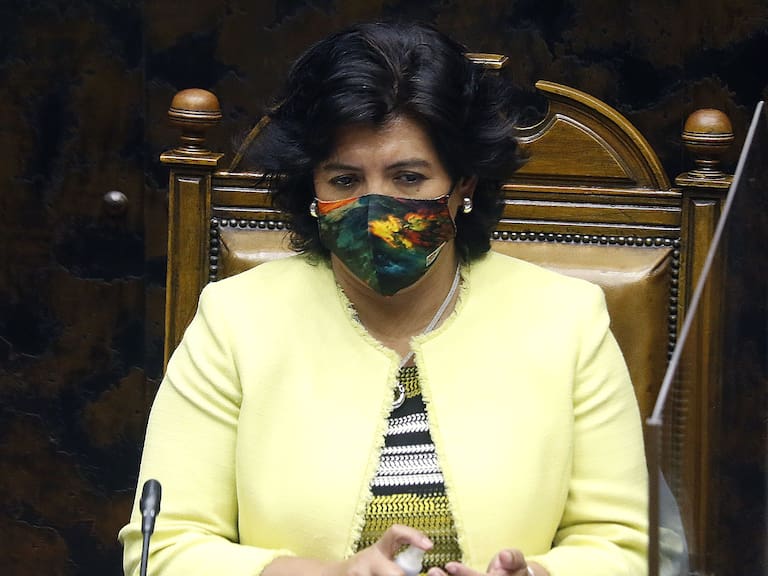 «Es un poco tarde»: Senadora Provoste criticó renuncia de Fuad Chahin a la presidencia de la DC